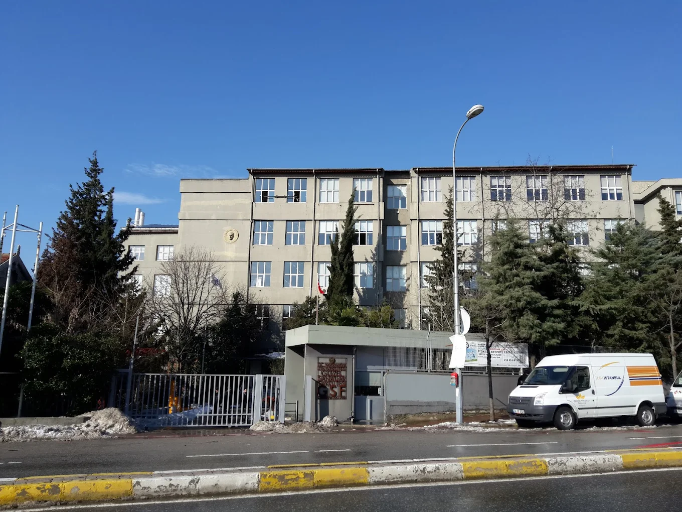 Acıbadem Marmara Üniversitesi Güzel Sanatlar Fakültesi Binası